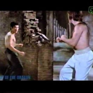Bruce Lee vs Chuck Norris in epic movie battle